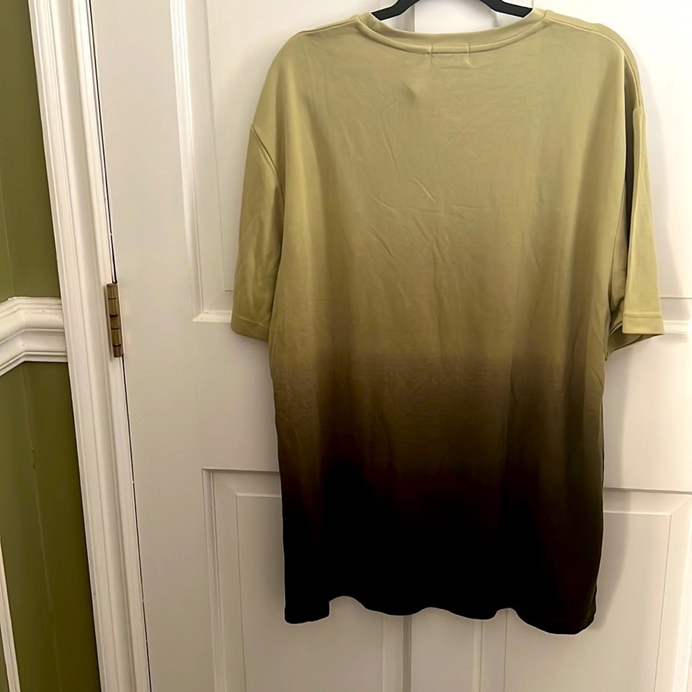 SALE! NWT Claiborne Short Sleeve Polo - Picture 2 of 2